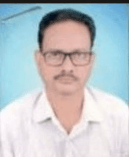 श्री.टिकाराम बाबुराव शेंडे - ग्रामसेवक